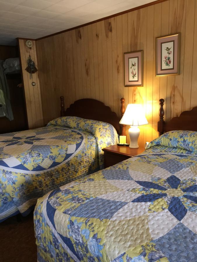Cave Mountain Motel Уиндъм Екстериор снимка